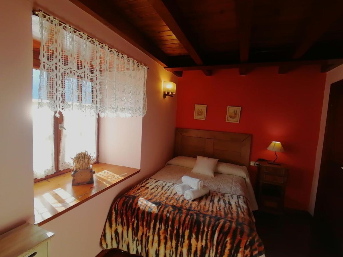 Casa Rural Dera Hont Arrés Exteriör bild